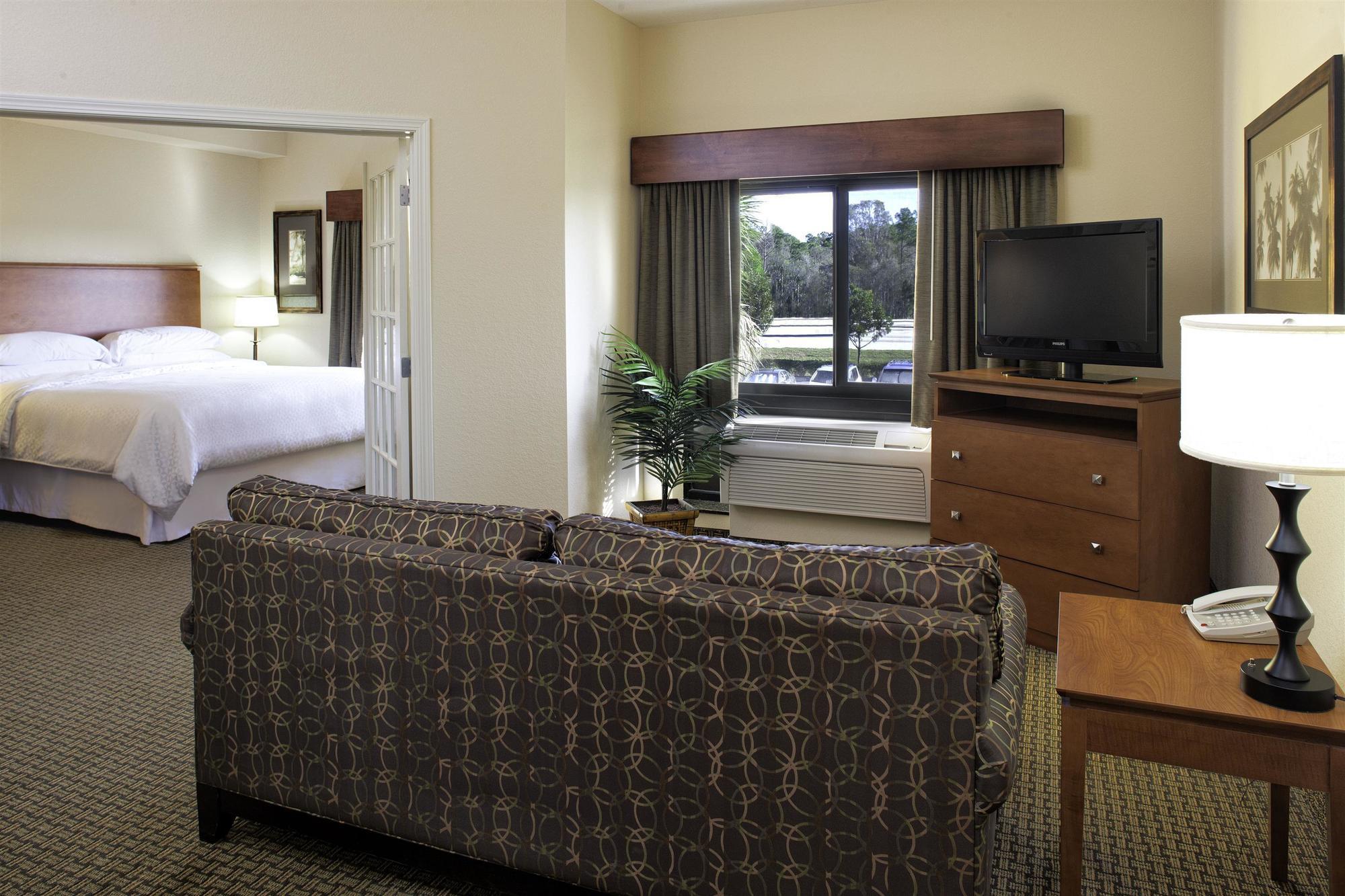 Four Points By Sheraton Fort Myers Airport Exterior photo