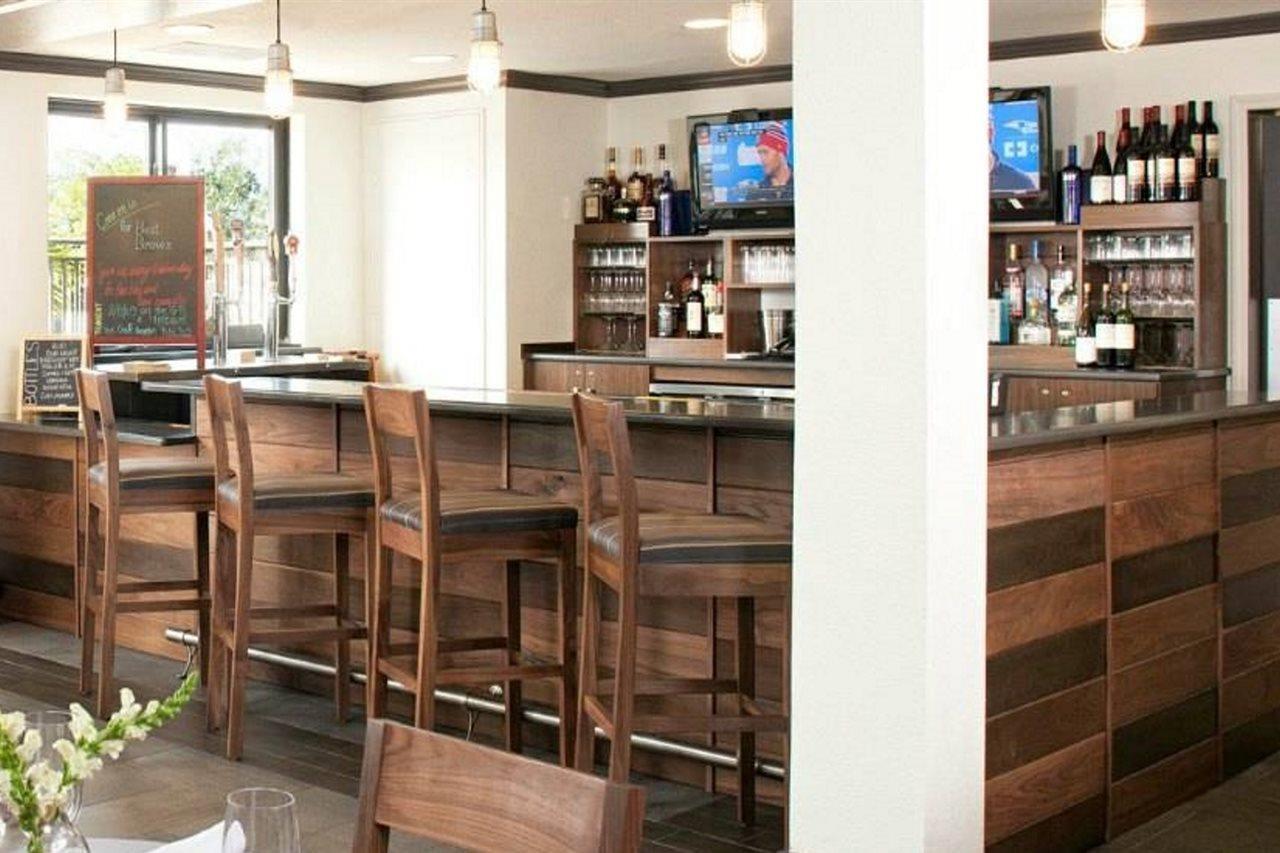 Four Points By Sheraton Fort Myers Airport Exterior photo