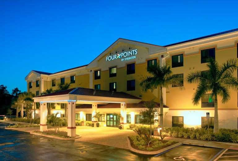 Four Points By Sheraton Fort Myers Airport Exterior photo